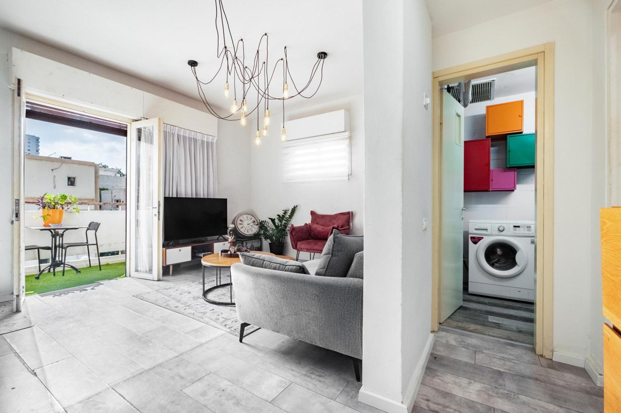 Apartment Premium 1bd Near The W/balcony Tel Aviv