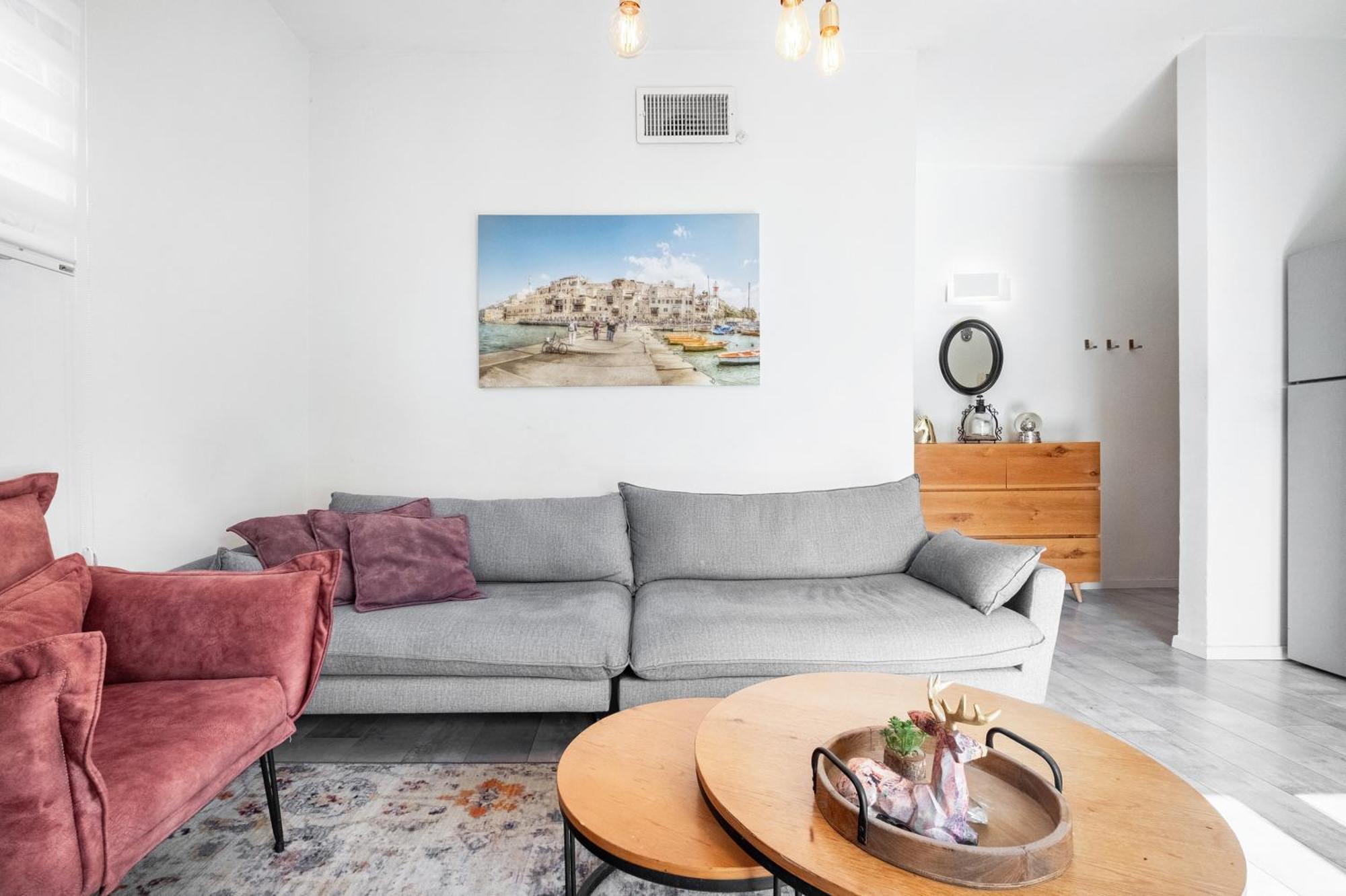 Premium 1bd Near The W/balcony * Tel Aviv